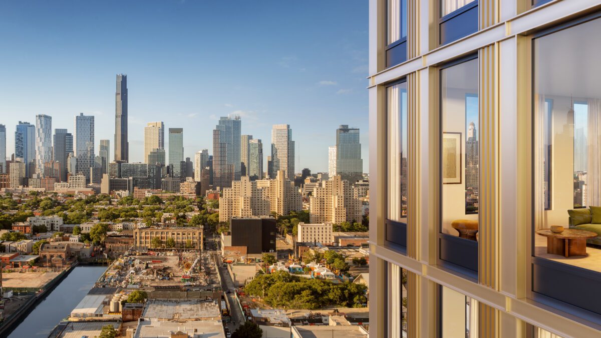 View of 420 Carroll Outdoor Terrace and Downtown Brooklyn - Brooklyn Apartments