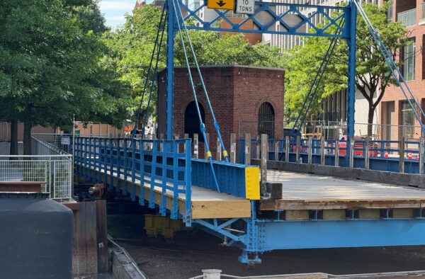 The Carroll Street Bridge Opened